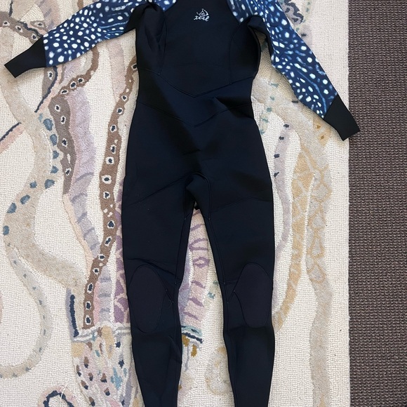 XCEL women’s ocean ramsey 4/3 mm back zip wetsuit in whale shark size 10 - Picture 2 of 5